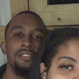 Meet your Posher, Bee